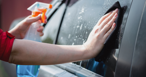 cleaning exterior car windows